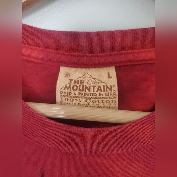 The Mountain Native American print long sleeve in size Large - Picture 5 of 7